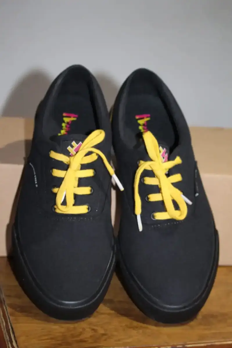 Zapatilla Mulata (detalle amarillo)